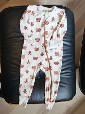 Parade Gingerbread Print Kids One-Piece Sleeper - Cream & Brown